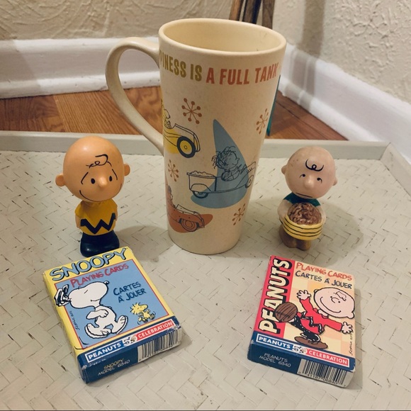 Vintage Charlie Brown Snoopy Peanuts 5 PC Set Hallmark &More Mug Statues Cards